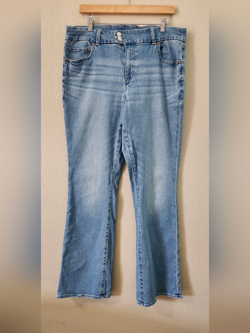 American Eagle Next Level Stretch Curvy High-Rise Skinny Kick Jeans Size 18 Long